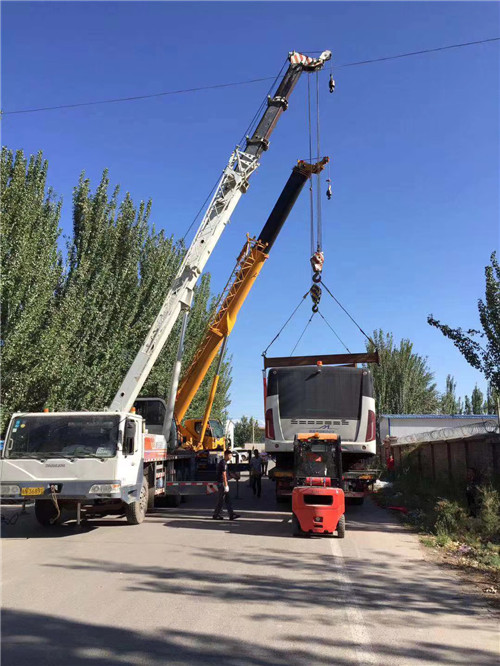 镇安县港口集装箱搬运案例